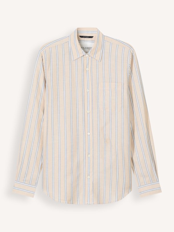 Ontdek de BASIC SHIRT van Closed bij Orangebag. Op werkdagen voor 21:45 besteld, morgen in huis.