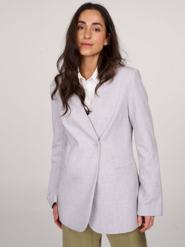 Ontdek de Heart rayonmix gemêleerde blazer van Modstrom in de kleur lichtgrijs bij Orangebag. Op werkdagen voor 21:45 besteld, morgen in huis.