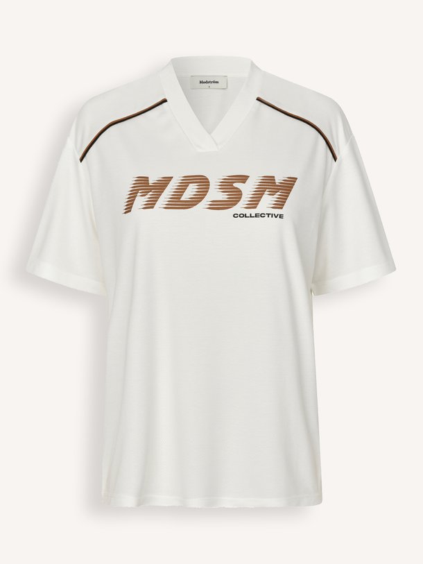 Modstrom Aroob modalmix T-shirt met print - Wit Ontdek de Aroob modalmix T-shirt met print van Modstrom in de kleur Wit bij Orangebag. Op werkdagen voor 21:45 besteld, morgen in huis.
