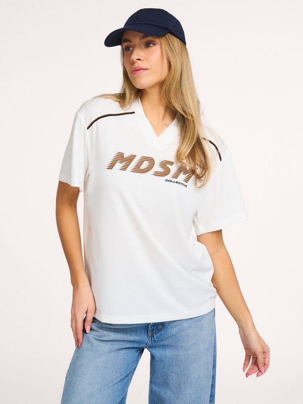Modstrom Aroob modalmix T-shirt met print - Wit Ontdek de Aroob modalmix T-shirt met print van Modstrom in de kleur Wit bij Orangebag. Op werkdagen voor 21:45 besteld, morgen in huis.