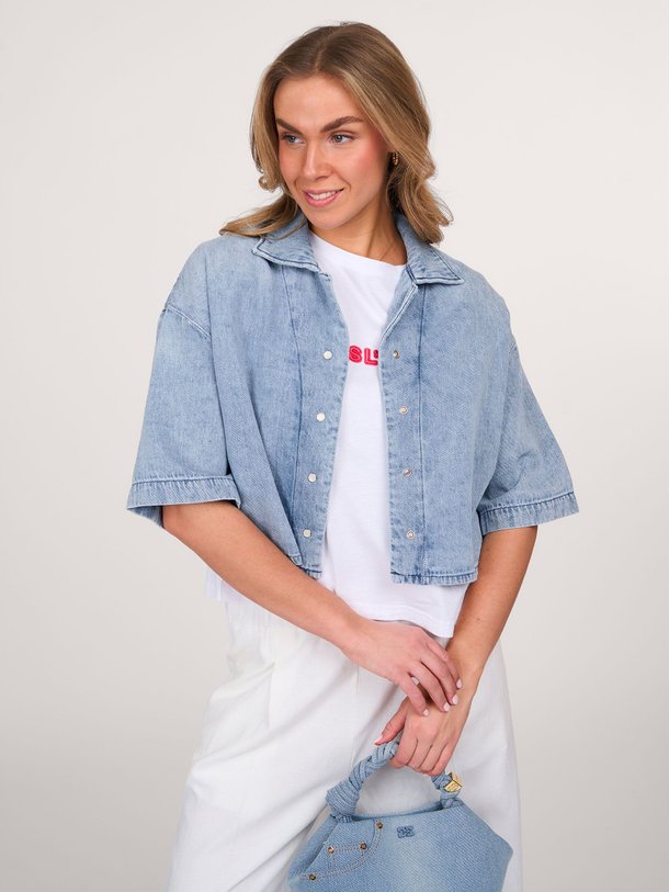 Ontdek de Pool katoen/linnenmix denim blouse van Bellerose in de kleur blauw bij Orangebag. Op werkdagen voor 21:45 besteld, morgen in huis.