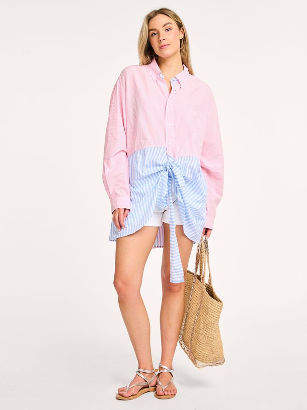 Ontdek de Patric katoenen gestreepte blouse jurk van Mes Demoiselles in de kleur roze bij Orangebag. Op werkdagen voor 21:45 besteld, morgen in huis.