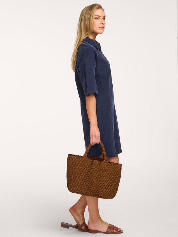 Ontdek de Lyocellmix polo jurk van Yaya in de kleur Donkerblauw bij Orangebag. Op werkdagen voor 21:45 besteld, morgen in huis.