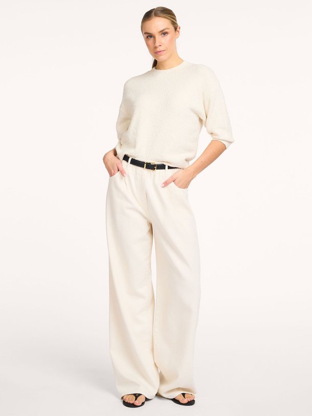 Ontdek de Valerie katoenmix bouclé trui van Knit-ted in de kleur Off-white bij Orangebag. Op werkdagen voor 21:45 besteld, morgen in huis.