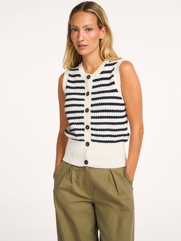 Ontdek de Ulva organic cotton gestreept vest van Modstrom in de kleur Off-white bij Orangebag. Op werkdagen voor 21:45 besteld, morgen in huis.