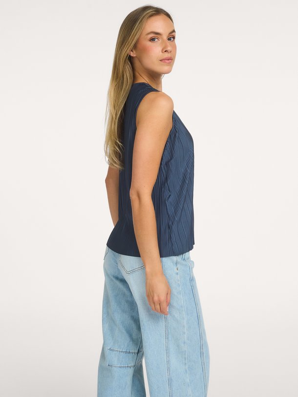 Ontdek de SAUMA O-N TOP 10167 van Samsoe Samsoe bij Orangebag. Op werkdagen voor 21:45 besteld, morgen in huis.