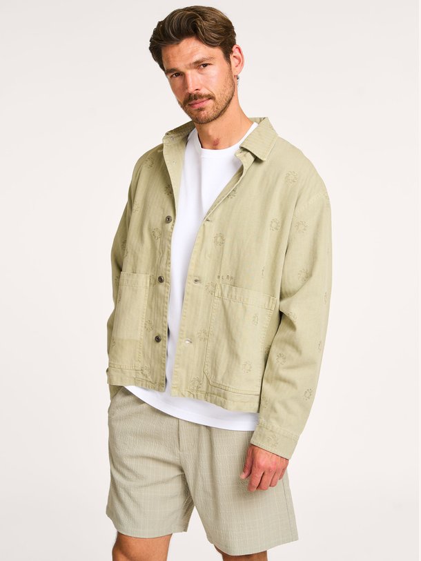 Ontdek de Embro katoenen jack met borduursel van OLAF in de kleur lichtgroen bij Orangebag. Op werkdagen voor 21:45 besteld, morgen in huis.