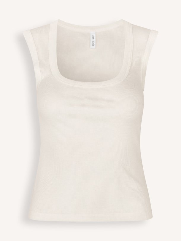 Ontdek de Sadou lyocell/wolmix rib tanktop van Samsoe Samsoe in de kleur Off-white bij Orangebag. Op werkdagen voor 21:45 besteld, morgen in huis.