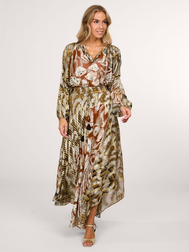 Ontdek de Layla viscose top met lurex van Mes Demoiselles in de kleur goudkleur bij Orangebag. Op werkdagen voor 21:45 besteld, morgen in huis.