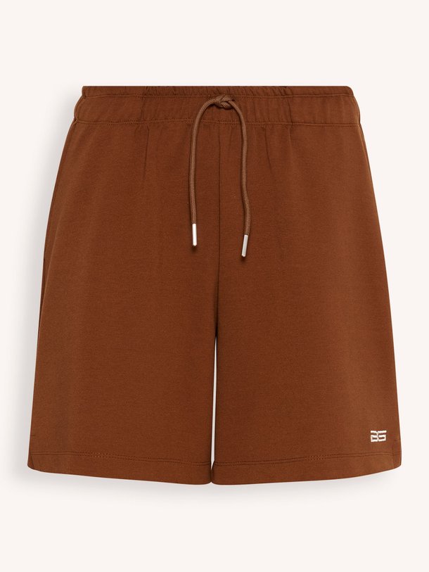Ontdek de Imina katoenmix logo short van Gestuz in de kleur bruin bij Orangebag. Op werkdagen voor 21:45 besteld, morgen in huis.