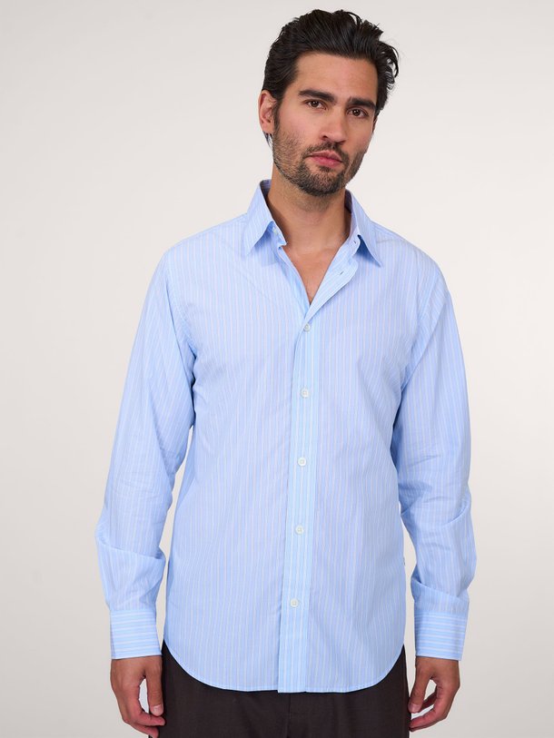 Ontdek de Colby lyocell/katoenmix gestreept overhemd van NN.07 in de kleur lichtblauw bij Orangebag. Op werkdagen voor 21:45 besteld, morgen in huis.