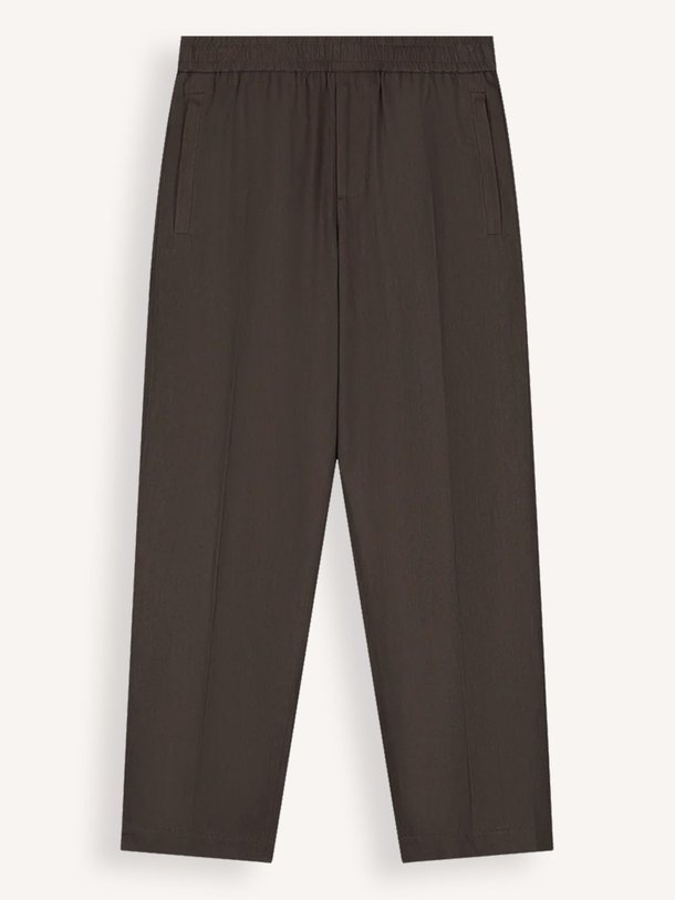 Ontdek de Katoenen broek van OLAF in de kleur Bruingrijs bij Orangebag. Op werkdagen voor 21:45 besteld, morgen in huis.