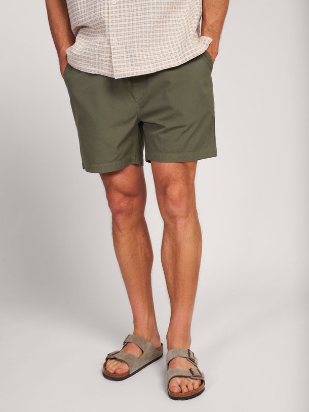 Ontdek de Organic cotton short van Colorful Standard in de kleur olijfgroen bij Orangebag. Op werkdagen voor 21:45 besteld, morgen in huis.