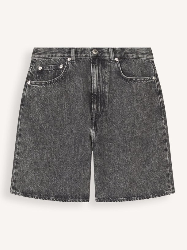 Ontdek de Sashelly high waist denim short van Samsoe Samsoe in de kleur donkergrijs bij Orangebag. Op werkdagen voor 21:45 besteld, morgen in huis.