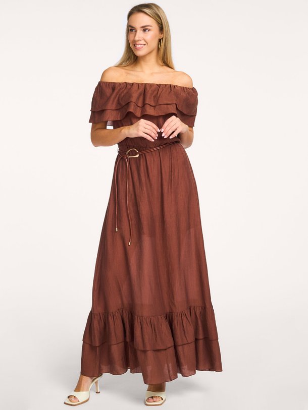 Ontdek de Ambarose geweven maxi off shoulder jurk van Dante 6 in de kleur Bruin bij Orangebag. Op werkdagen voor 21:45 besteld, morgen in huis.
