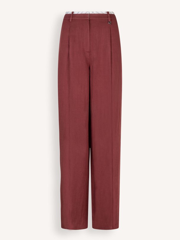 Ontdek de Kenila viscosemix broek van Dante 6 in de kleur Bordeauxrood bij Orangebag. Op werkdagen voor 21:45 besteld, morgen in huis.