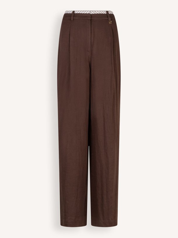 Ontdek de Kenila viscosemix wide leg pantalon van Dante 6 in de kleur Donkerbruin bij Orangebag. Op werkdagen voor 21:45 besteld, morgen in huis.