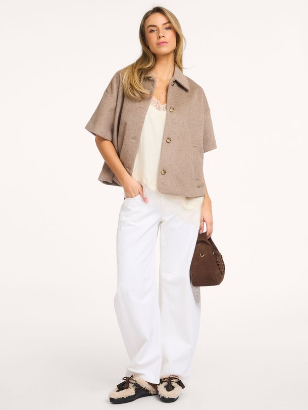 Ontdek de Silja wolmix jasje van Modstrom in de kleur Lichtbruin bij Orangebag. Op werkdagen voor 21:45 besteld, morgen in huis.