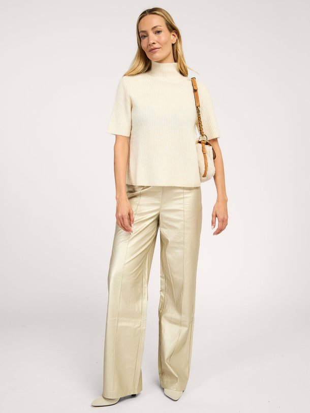 Ontdek de Leatherlook metallic broek van Yaya in de kleur goudkleur bij Orangebag. Op werkdagen voor 21:45 besteld, morgen in huis.