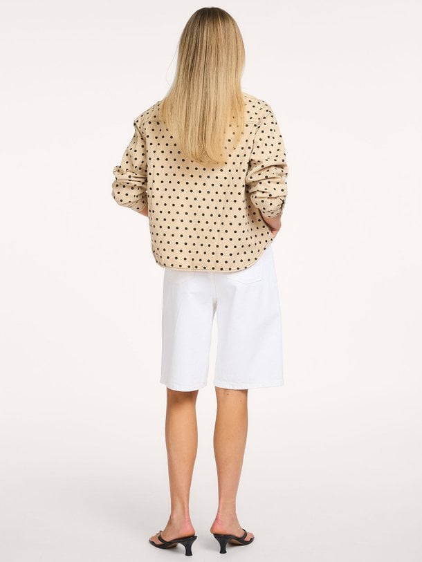 Co'Couture Diddi katoenen blouse met stippen - Beige Ontdek de Diddi katoenen blouse met stippen van Co'Couture in de kleur Beige bij Orangebag. Op werkdagen voor 21:45 besteld, morgen in huis.