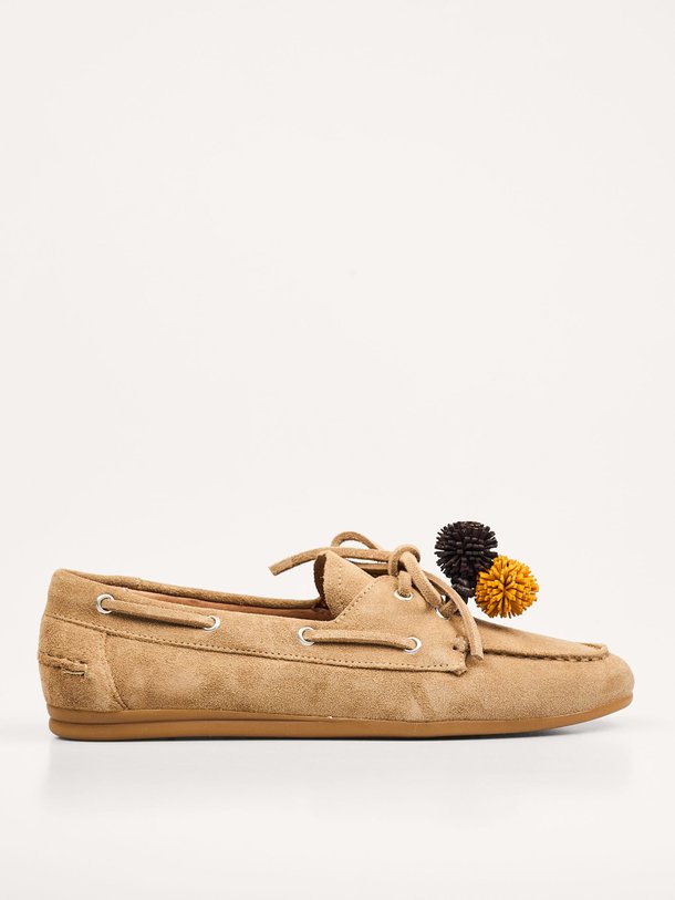 Ontdek de Nahua suède loafers van Toral in de kleur Camel bij Orangebag. Op werkdagen voor 21:45 besteld, morgen in huis.