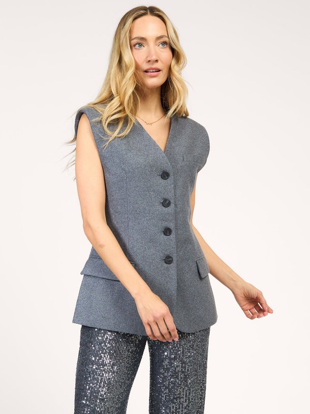 Ontdek de Daze wolmix gilet van Second Female in de kleur grijs bij Orangebag. Op werkdagen voor 21:45 besteld, morgen in huis.