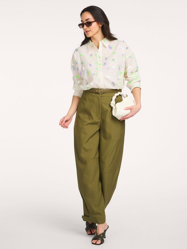 Ontdek de Jimena katoenen blouse van Essentiel Antwerp in de kleur Off-white bij Orangebag. Op werkdagen voor 21:45 besteld, morgen in huis.