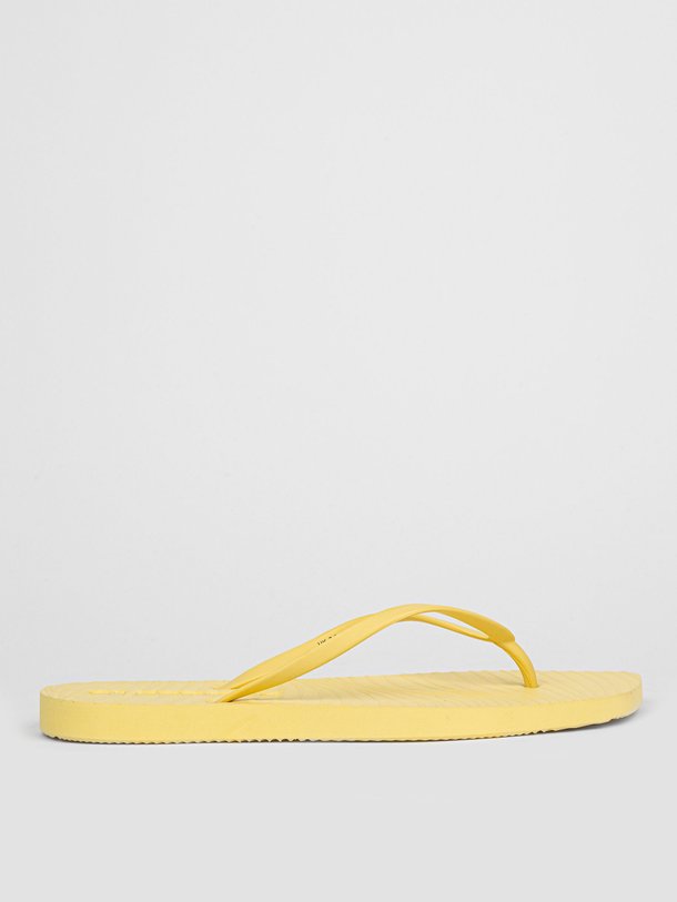 Ontdek de Tapered rubberen slippers van Sleepers in de kleur geel bij Orangebag. Op werkdagen voor 21:45 besteld, morgen in huis.