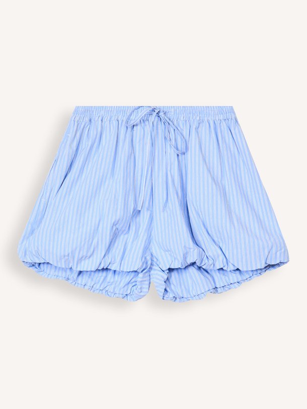Ontdek de Johny katoenen gestreepte short van Bellerose in de kleur Lichtblauw bij Orangebag. Op werkdagen voor 21:45 besteld, morgen in huis.
