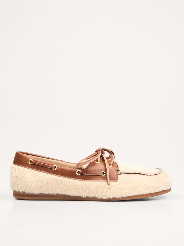 Ontdek de Teddy loafers van Posa in de kleur Bruin bij Orangebag. Op werkdagen voor 21:45 besteld, morgen in huis.