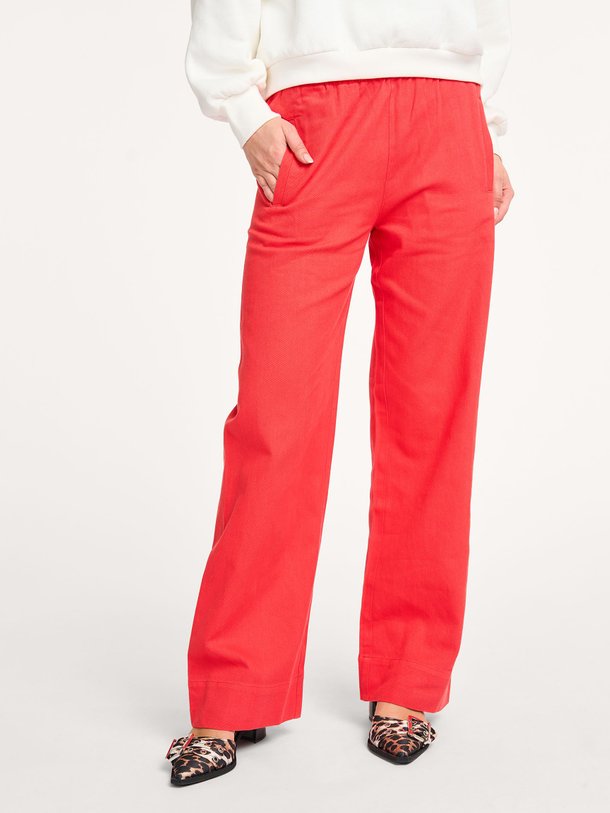 Ontdek de Mees katoenen wide leg broek van By-Bar in de kleur rood bij Orangebag. Op werkdagen voor 21:45 besteld, morgen in huis.