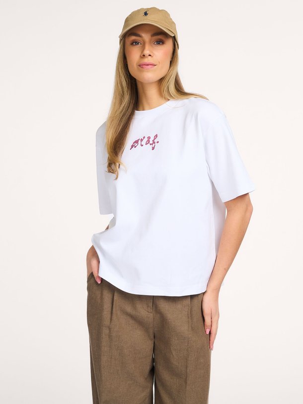 Ontdek de Organic cotton logo T-shirt van OLAF in de kleur Off-white bij Orangebag. Op werkdagen voor 21:45 besteld, morgen in huis.