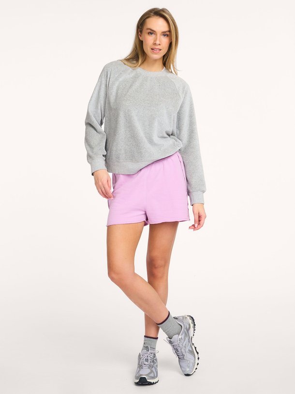 Ontdek de Atubay katoenmix sweatshort van American Vintage in de kleur Lila bij Orangebag. Op werkdagen voor 21:45 besteld, morgen in huis.