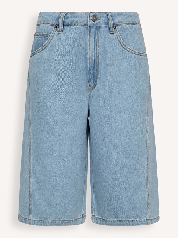 Ontdek de Sharon denim bermuda short van Co'Couture in de kleur Blauw bij Orangebag. Op werkdagen voor 21:45 besteld, morgen in huis.