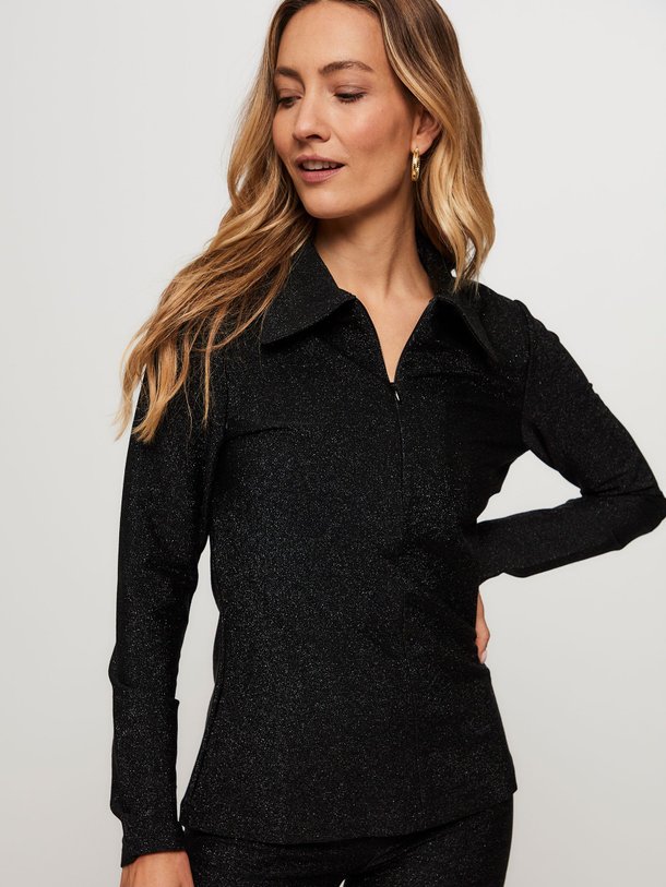 Ontdek de Gideon viscosemix stretch top met lurex van Mads Norgaard in de kleur zwart bij Orangebag. Op werkdagen voor 21:45 besteld, morgen in huis.