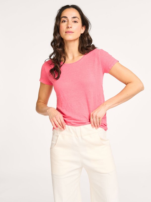 Ontdek de MGD011 Linnenmix slub T-shirt van Majestic Filatures in de kleur roze bij Orangebag. Op werkdagen voor 21:45 besteld, morgen in huis.