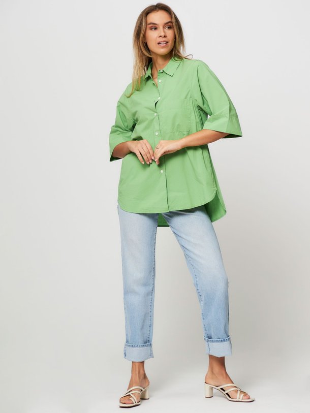 Ontdek de Organic cotton poplin blouse van Zenggi in de kleur groen bij Orangebag. Op werkdagen voor 21:45 besteld, morgen in huis.