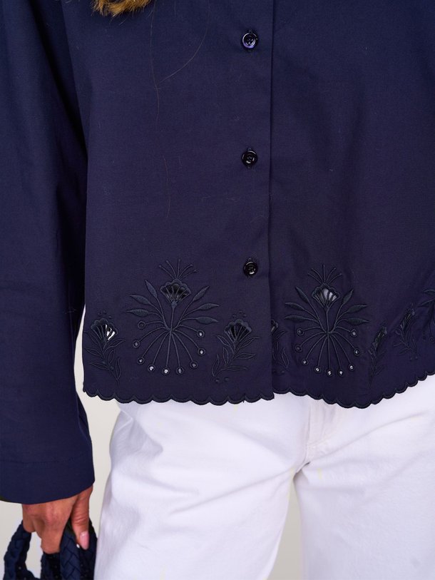 Ontdek de Katoenmix blouse van Semicouture in de kleur donkerblauw bij Orangebag. Op werkdagen voor 21:45 besteld, morgen in huis.