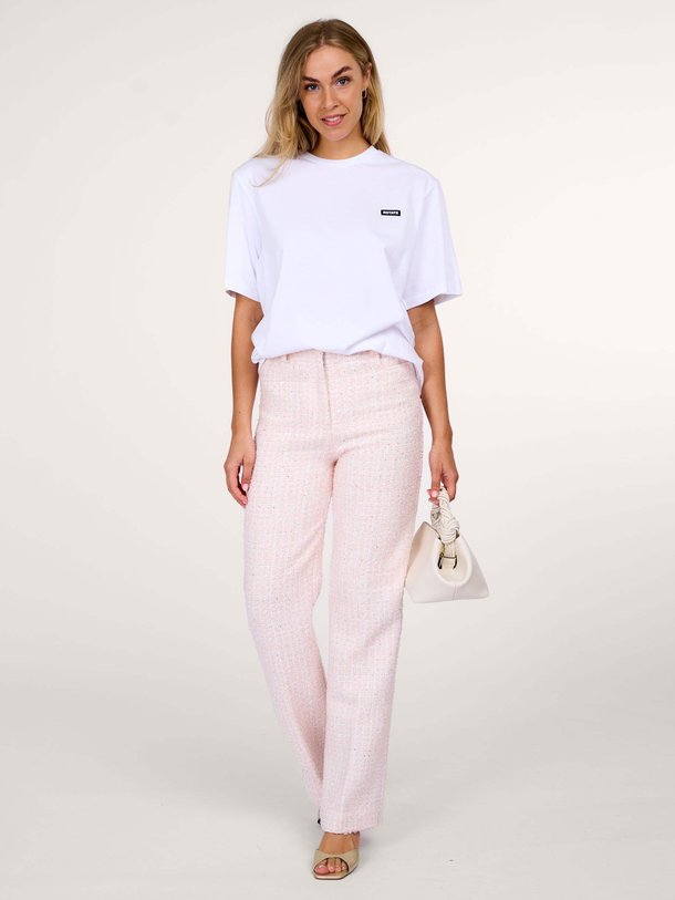 Ontdek de Geweven gemêleerde bouclé pantalon van Rotate Birger Christensen in de kleur lichtroze bij Orangebag. Op werkdagen voor 21:45 besteld, morgen in huis.