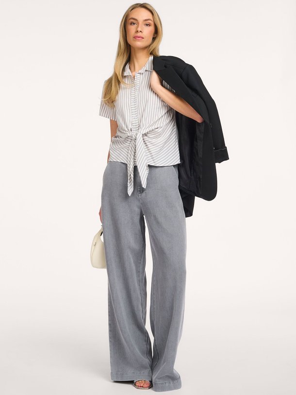 Ontdek de Pepa, high waist loose fit jeans van Freebird bij Orangebag. Op werkdagen voor 21:45 besteld, morgen in huis.