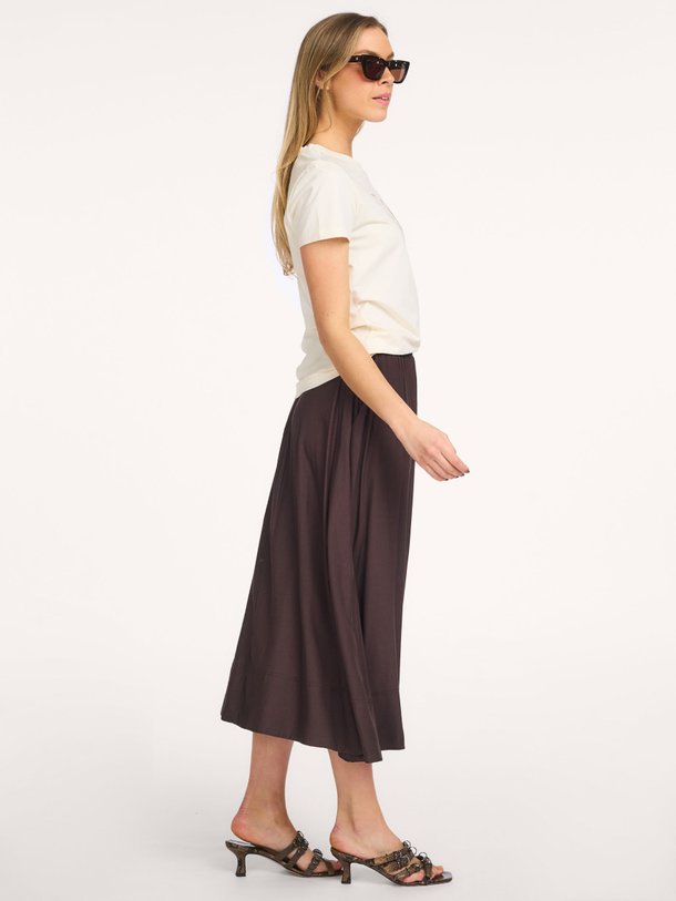 Co'Couture Sunrise viscosemix rok - Donkerbruin Ontdek de Sunrise viscosemix rok van Co'Couture in de kleur Donkerbruin bij Orangebag. Op werkdagen voor 21:45 besteld, morgen in huis.