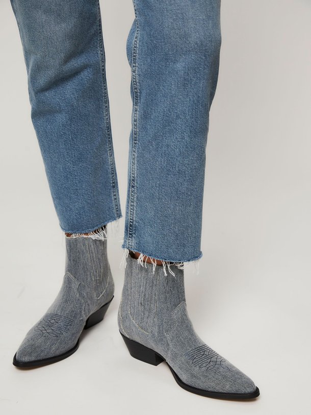 Ontdek de Hudson denim western boots van Silver Grace in de kleur blauw bij Orangebag. Op werkdagen voor 21:45 besteld, morgen in huis.