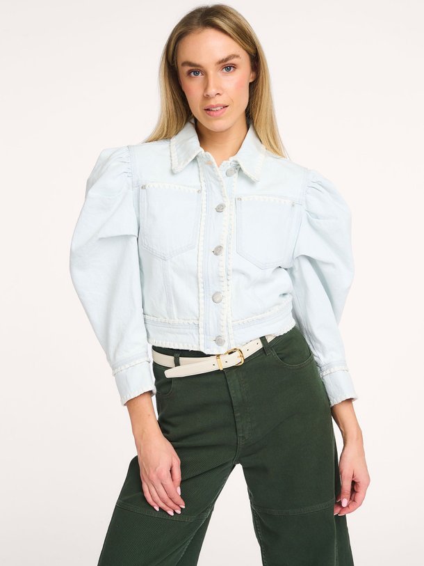 Ontdek de Denim jack met borduursel van Farm Rio in de kleur Lichtblauw bij Orangebag. Op werkdagen voor 21:45 besteld, morgen in huis.