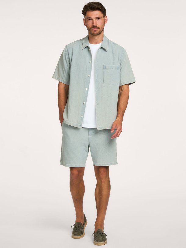 Ontdek de SAAYO O SHIRT 16070 van Samsoe Samsoe bij Orangebag. Op werkdagen voor 21:45 besteld, morgen in huis.