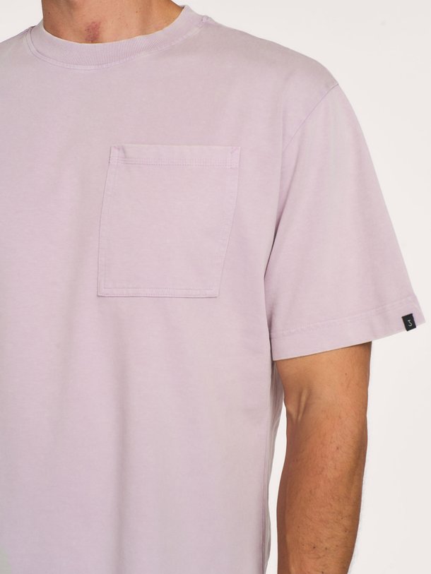Butcher Of Blue Kells Loose Pckt Tee Ontdek de Kells Loose Pckt Tee van Butcher of Blue bij Orangebag. Op werkdagen voor 21:45 besteld, morgen in huis.