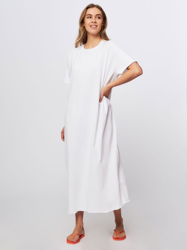 Ontdek de Gigi katoenen maxi jurk van Sea Me Happy in de kleur wit bij Orangebag. Op werkdagen voor 21:45 besteld, morgen in huis.