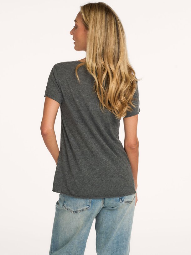 American Vintage Jacksonville - Katoenmix Slub T-Shirt Met V-Hals - Grijs Ontdek de Jacksonville katoenmix slub T-shirt met V-hals van American Vintage in de kleur grijs bij Orangebag. Op werkdagen voor 21:45 besteld, morgen in huis.