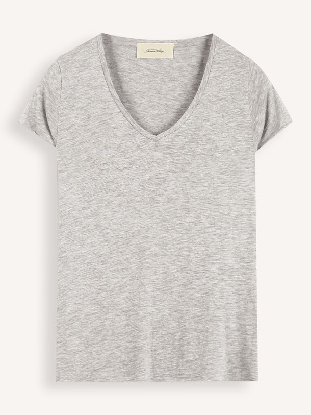 Ontdek de Jacksonville katoenmix slub T-shirt met V-hals van American Vintage in de kleur grijs bij Orangebag. Op werkdagen voor 21:45 besteld, morgen in huis.