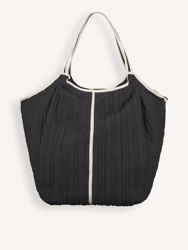 Ontdek de Raika katoenen shopper met doorgestikt patroon van Becksondergaard in de kleur Zwart bij Orangebag. Op werkdagen voor 21:45 besteld, morgen in huis.