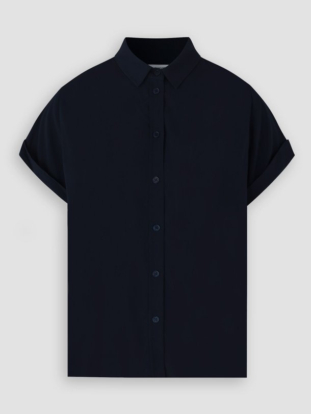 Ontdek de Majan viscosemix blouse van Samsoe Samsoe in de kleur donkerblauw bij Orangebag. Op werkdagen voor 21:45 besteld, morgen in huis.